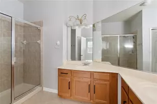3769 Parkridge Cir, Sarasota, FL 34243 - Photo 13