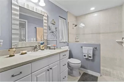 3614 Pembrook Drive, Sarasota, FL 34239 - Photo 17