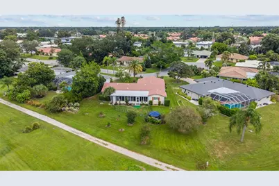3614 Pembrook Drive, Sarasota, FL 34239 - Photo 31