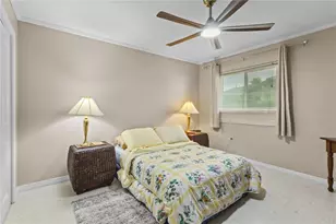 3614 Pembrook Dr, Sarasota, FL 34239 - Photo 19