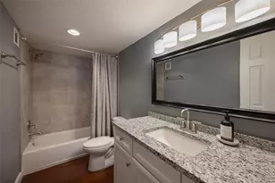 101 S Gulfstream Ave, Sarasota, FL 34236 - Photo 11