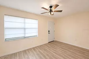 5633 Crissman Dr N, Saint Petersburg, FL 33714 - Photo 3