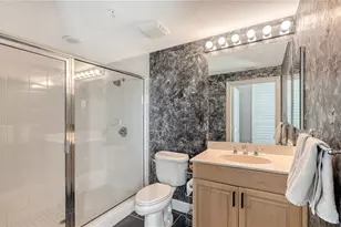 800 N Tamiami Trl, Sarasota, FL 34236 - Photo 17