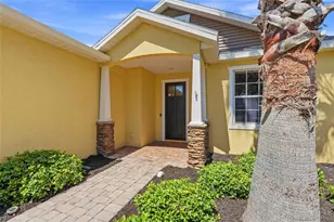 3415 72nd Dr E, Sarasota, FL 34243 - Photo 5