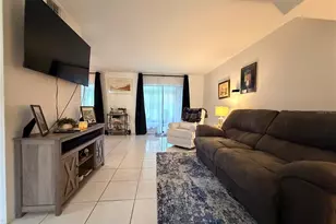 3602 54th St W, Bradenton, FL 34209 - Photo 9