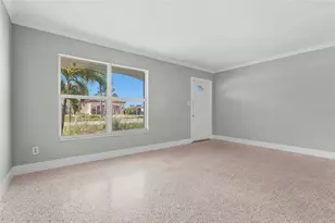 2815 Bay Dr, Bradenton, FL 34207 - Photo 3