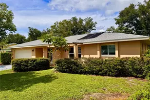 147 Hourglass Dr, Venice, FL 34293 - Photo 1