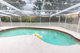 147 Hourglass Dr, Venice, FL 34293 - Photo 25