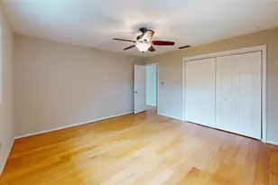 147 Hourglass Dr, Venice, FL 34293 - Photo 15