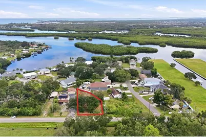2607 Gulf City Road, Ruskin, FL 33570 - Photo 1
