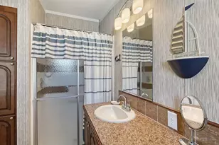 84 Southwinds Dr, Sarasota, FL 34231 - Photo 29