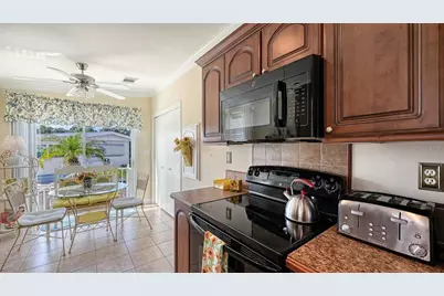 84 Southwinds Drive, Sarasota, FL 34231 - Photo 21