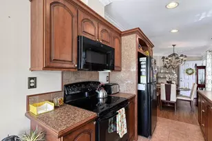 84 Southwinds Dr, Sarasota, FL 34231 - Photo 23