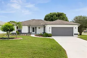 5761 Macaw Pl, Lakeland, FL 33809 - Photo 1