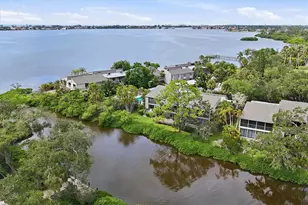 1515 Clower Creek Dr, Sarasota, FL 34231 - Photo 43