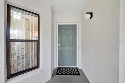 4401 46 Ave W Avenue W #201, Bradenton, FL 34210 - Photo 3