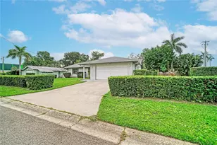 4205 4th Ave W, Bradenton, FL 34209 - Photo 9