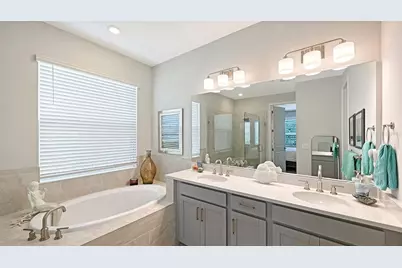 11013 Fieldstone Drive, Palmetto, FL 34221 - Photo 19