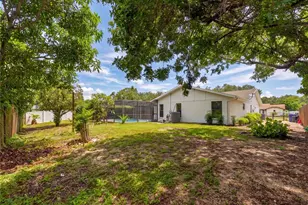 2014 Country Meadows Ln, Sarasota, FL 34235 - Photo 23