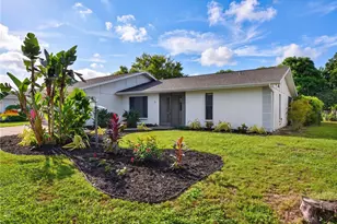 2014 Country Meadows Ln, Sarasota, FL 34235 - Photo 5