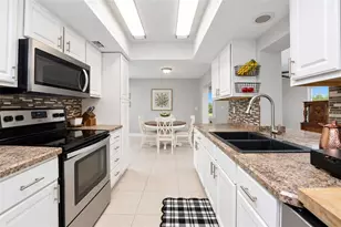 1093 Dorchester St, Port Charlotte, FL 33952 - Photo 21