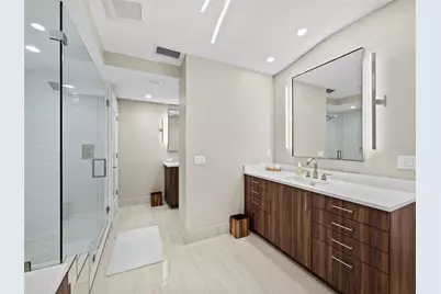 3060 Grand Bay Boulevard #124, Longboat Key, FL 34228 - Photo 27