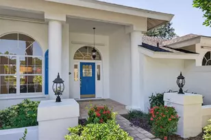 3978 Berlin Dr, Sarasota, FL 34233 - Photo 3
