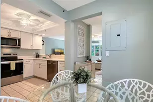 1328 Siesta Bayside Dr, Sarasota, FL 34242 - Photo 17