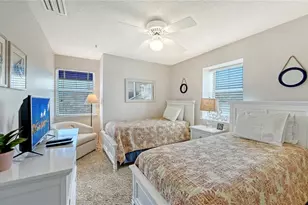 1350 Siesta Bayside Dr, Sarasota, FL 34242 - Photo 29