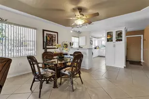 4704 Independence Dr, Bradenton, FL 34210 - Photo 9