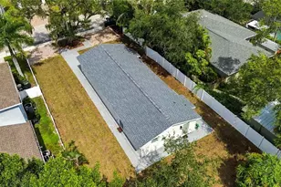 1802 Robinhood St, Sarasota, FL 34231 - Photo 27