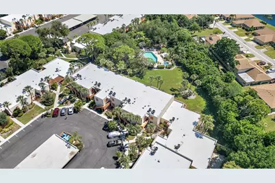 211 Pineneedle Drive #211, Bradenton, FL 34210 - Photo 33