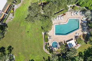 211 Pineneedle Dr, Bradenton, FL 34210 - Photo 29