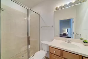 6556 Moorings Point Cir, Lakewood Ranch, FL 34202 - Photo 17