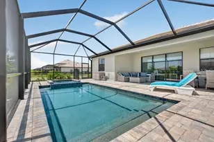 15104 Oxford Grey Dr, Bradenton, FL 34211 - Photo 17
