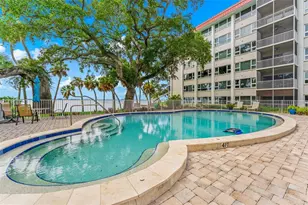 1100 Imperial Dr, Sarasota, FL 34236 - Photo 33