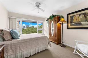 1100 Imperial Dr, Sarasota, FL 34236 - Photo 21