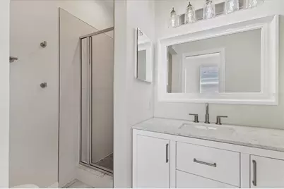 4104 Crabtree Avenue, Sarasota, FL 34233 - Photo 21