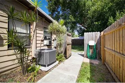 2127 Shawnee Street, Sarasota, FL 34231 - Photo 23