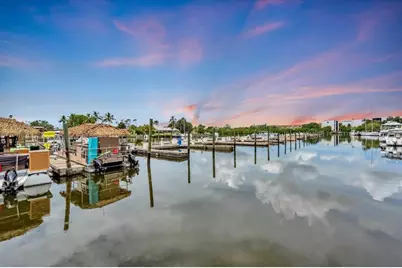 7150 N Tamiami Trail #S615, Sarasota, FL 34243 - Photo 7