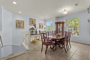 5725 Fossano Dr, Sarasota, FL 34238 - Photo 5