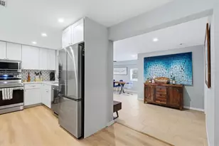 3048 Savage Rd, Sarasota, FL 34231 - Photo 13