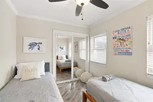 2174 Bougainvillea St, Sarasota, FL 34239 - Photo 31