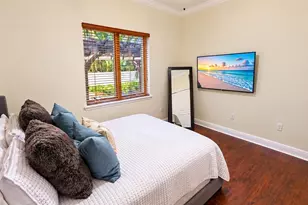 2225 Bahia Vista St, Sarasota, FL 34239 - Photo 25