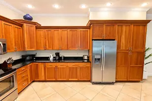 2225 Bahia Vista St, Sarasota, FL 34239 - Photo 5