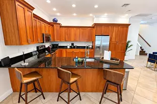 2225 Bahia Vista St, Sarasota, FL 34239 - Photo 9