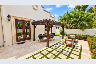 2225 Bahia Vista Street, Sarasota, FL 34239 - Photo 31