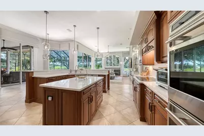 3194 Charles Macdonald Drive, Sarasota, FL 34240 - Photo 15