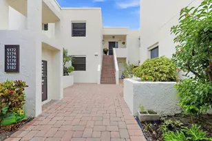 5174 Marsh Field Ln, Sarasota, FL 34235 - Photo 5