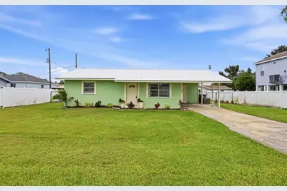 340 51st Street W, Palmetto, FL 34221 - Photo 3